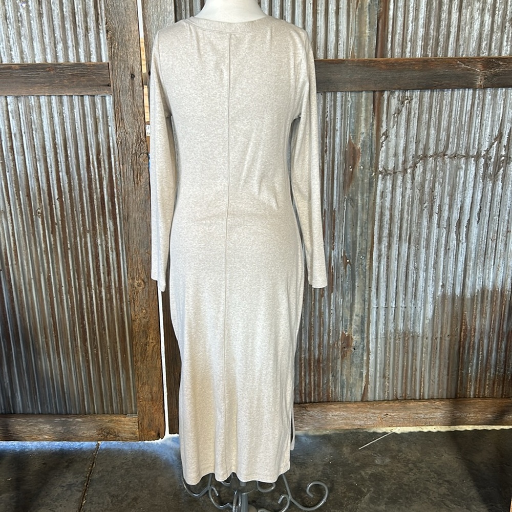 Old Navy Beige Long Sleeve Dress - Picture 5 of 8